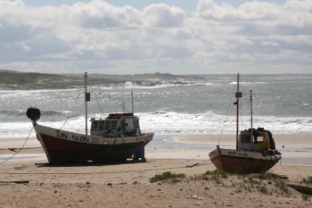 Fischerboote am Strand 2